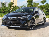 Thay bình ắc quy cho xe Toyota Corolla Altis