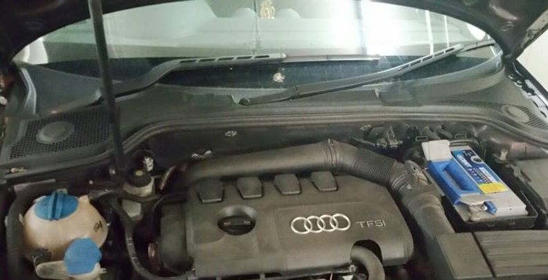 Thay ắc quy cho Audi A4